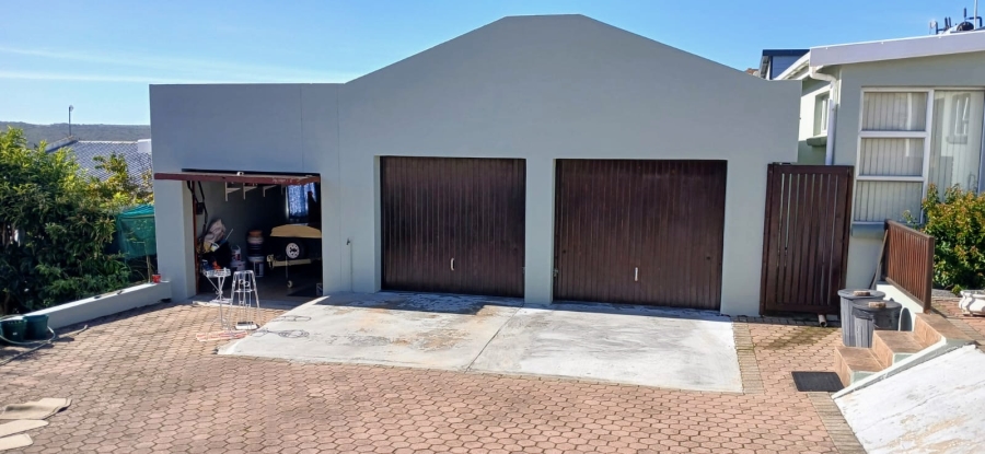 3 Bedroom Property for Sale in Stilbaai Wes Western Cape